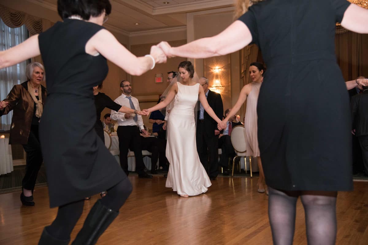 Beth-El-New-Rochelle-New-York-Wedding-Consevative-Bride-Hora